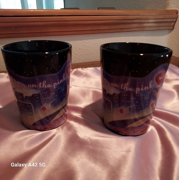 Limited edition Tequila Rose mugs - Picture 5 of 7